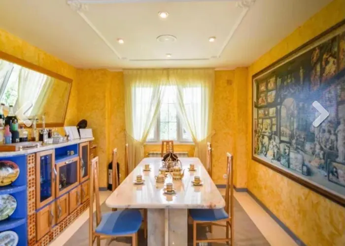 Tranquila Con Piscina Y Jardin 