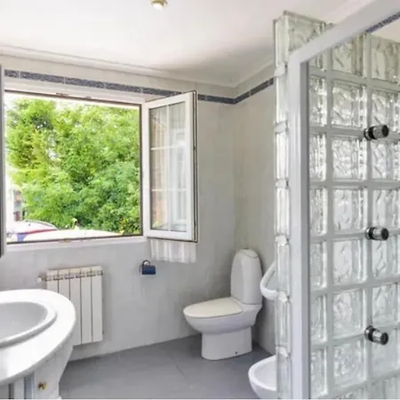 Vakantiehuis Tranquila Con Piscina Y Jardin 