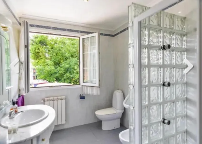 בית נופש Tranquila Con Piscina Y Jardin 